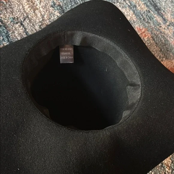 Elegant Black Wide-Brim floppy Hat - Picture 3 of 4